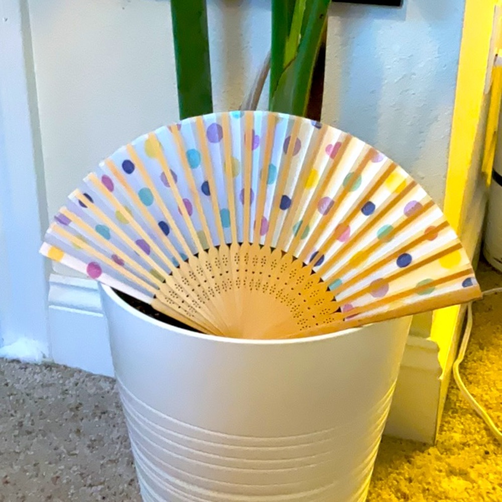 Poka-dot fan